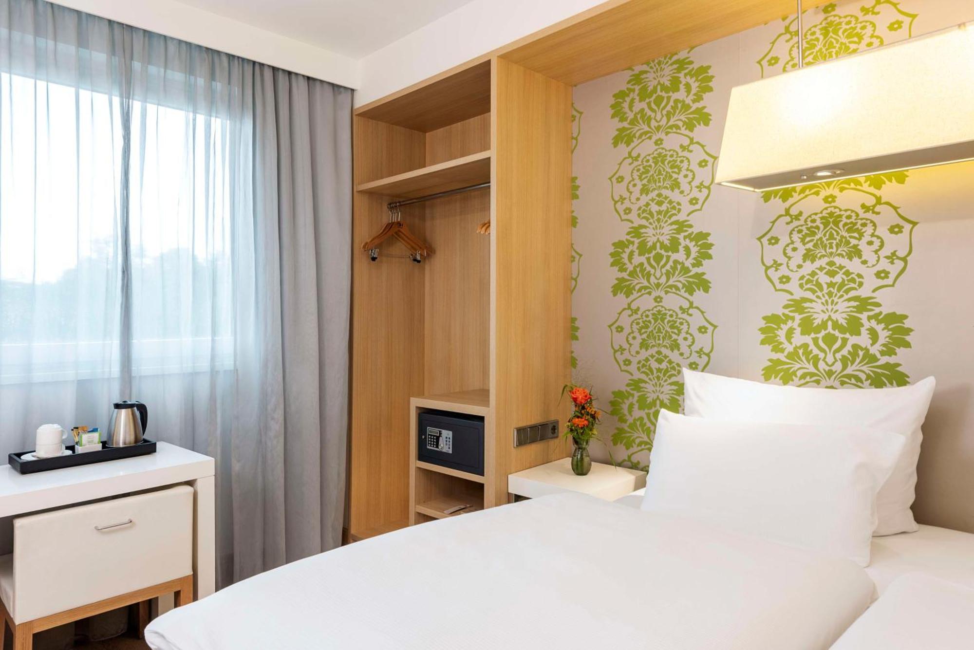 Hotel Nh Ludwigsburg Esterno foto